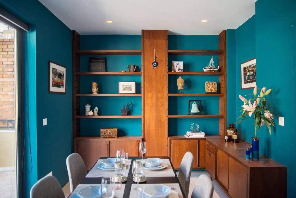 Stylish Decorated Apartment In Kolonaki Athens Exterior photo